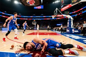 开拓者惨败76人，遭遇两连败